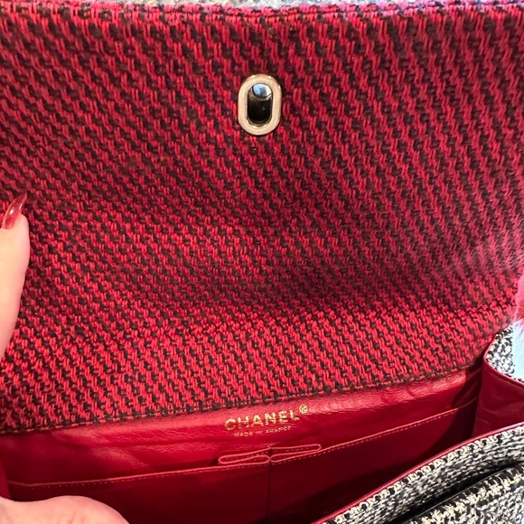 Chanel tweed red and black two flap bag - Picture 11 of 15